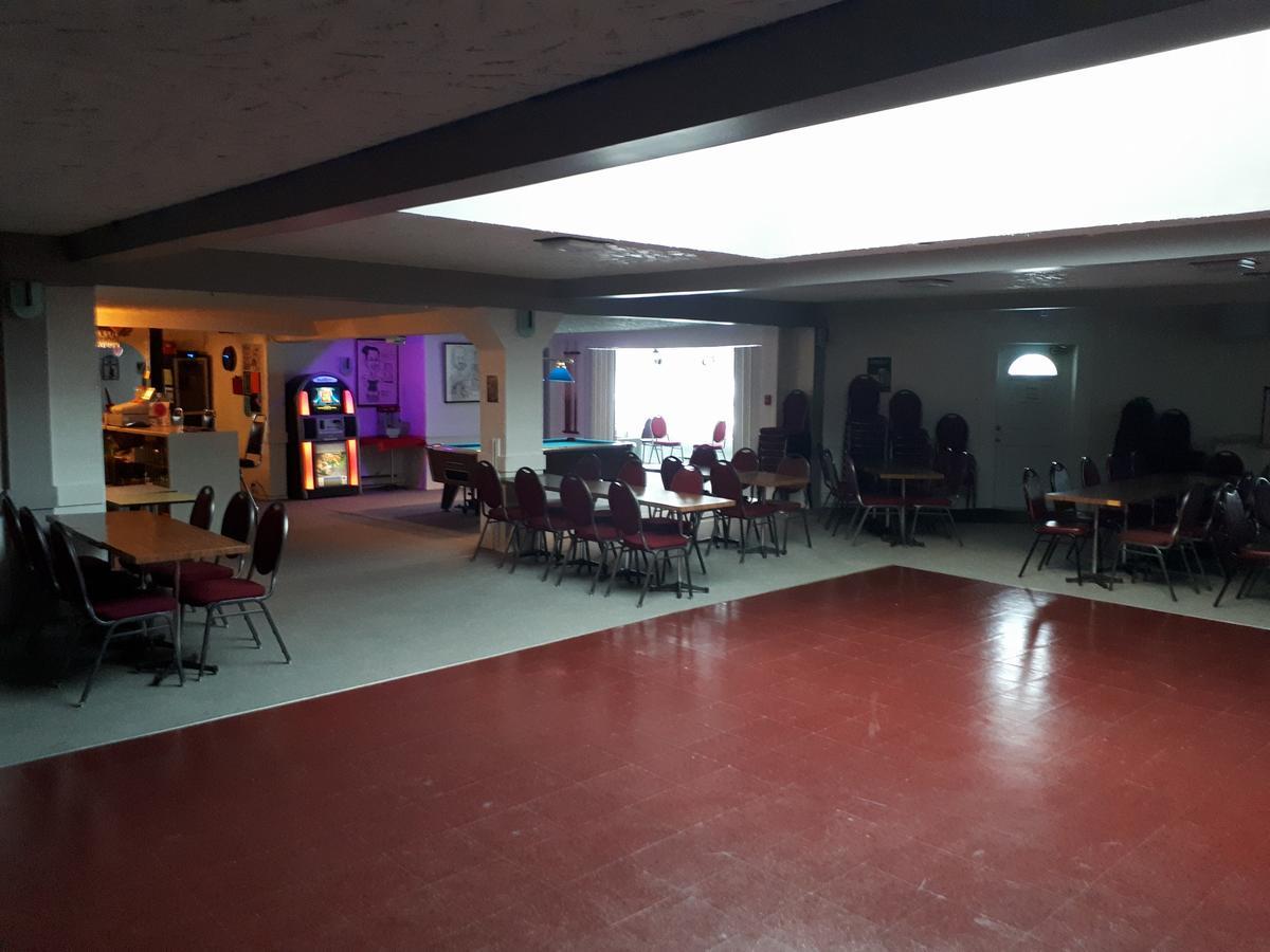 Hotel Au Vieux Bardeau Deschambault المظهر الخارجي الصورة